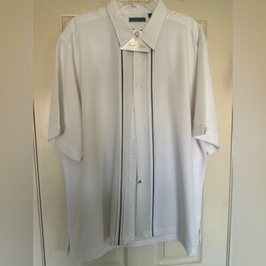 Cubavera White Short Sleeve Shirt with Black Accents Men’s